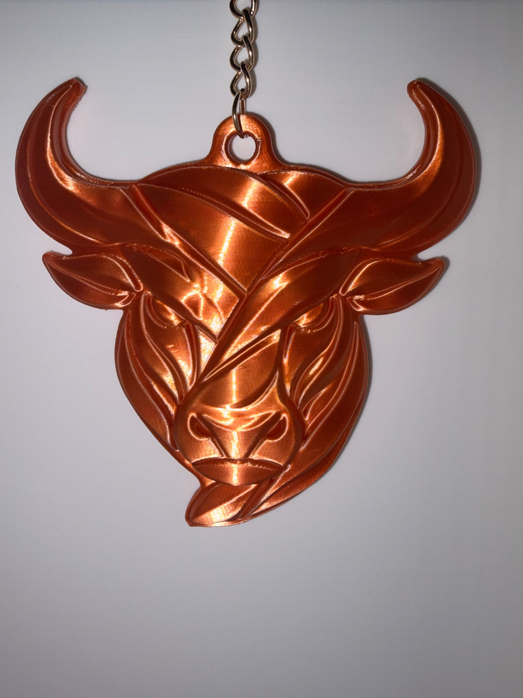 Stier Taschenanhänger 8 cm – 3D-gedruckter Bullenkopf – Rot Gold